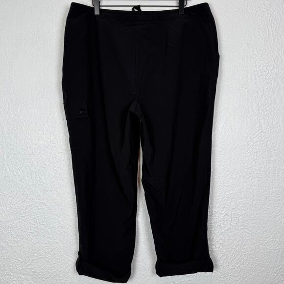 Chico's Zenergy Convertible Utility Crop Pants in Black NWT Size 3/ XL - Picture 4 of 7
